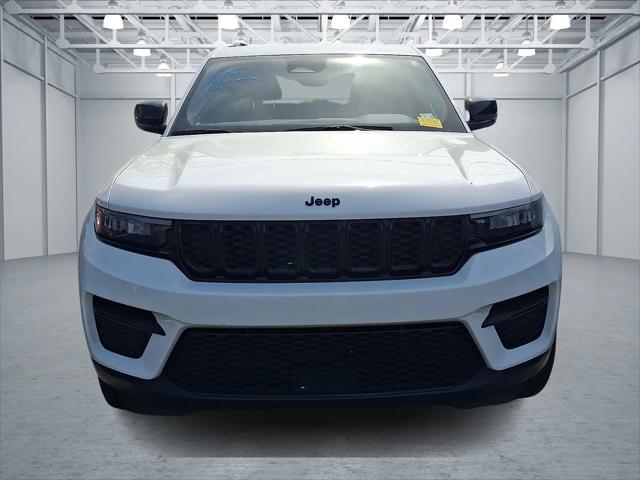 2023 Jeep Grand Cherokee Altitude 4x4