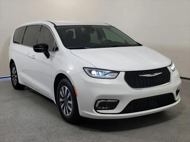 2024 Chrysler Pacifica Hybrid Select for sale in Clermont, FL