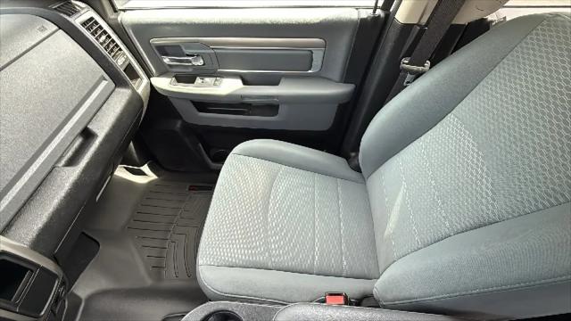 2019 Ram 1500 Classic SLT Crew Cab 4x4 6'4" Box