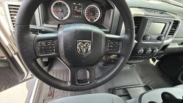 2019 Ram 1500 Classic SLT Crew Cab 4x4 6'4" Box