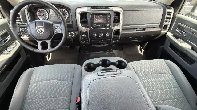 2019 Ram 1500 Classic SLT Crew Cab 4x4 6'4" Box