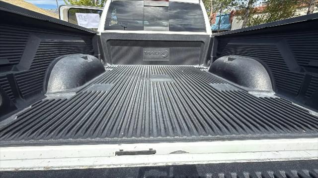 2019 Ram 1500 Classic SLT Crew Cab 4x4 6'4" Box