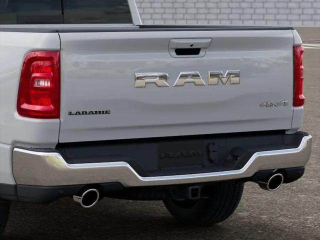 2026 Ram 1500 Laramie Crew Cab 4x4 5'7" Box