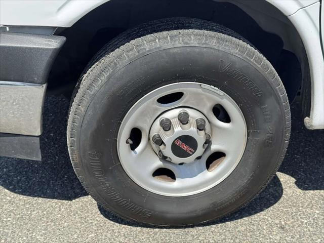 2024 GMC Savana Cargo RWD 2500 Regular Wheelbase Work Van