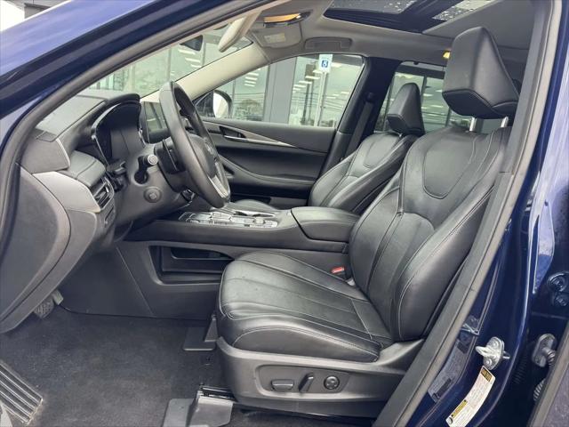 2023 INFINITI QX60 LUXE AWD