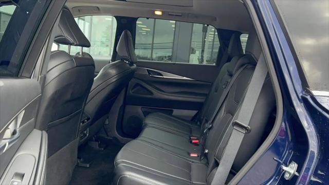 2023 INFINITI QX60 LUXE AWD
