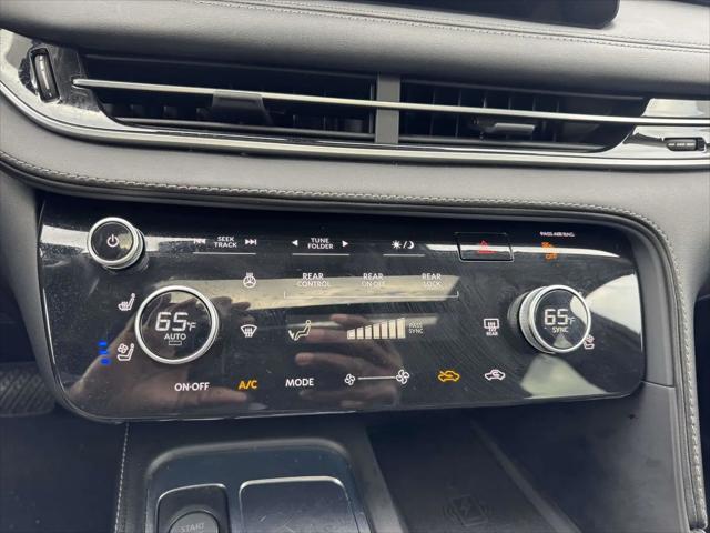 2023 INFINITI QX60 LUXE AWD