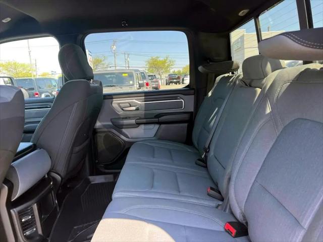 2023 Ram 1500 Big Horn Crew Cab 4x4 5'7" Box