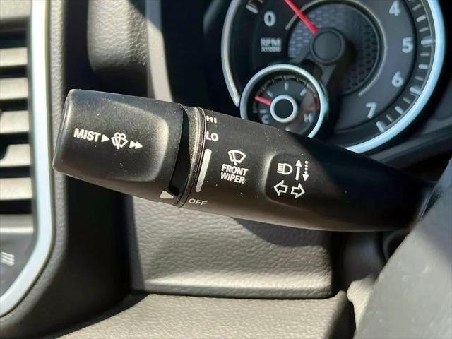 2023 Ram 1500 Big Horn Crew Cab 4x4 5'7" Box