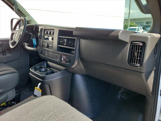 2026 GMC Savana Cargo 2500 Regular Wheelbase, Work Van, RWD