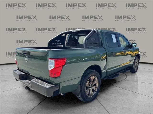 2024 Nissan Titan Crew Cab SV 4x2