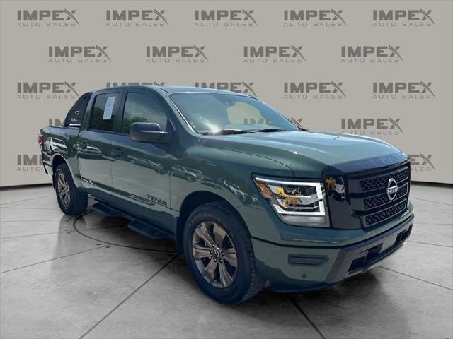2024 Nissan Titan Crew Cab SV 4x2