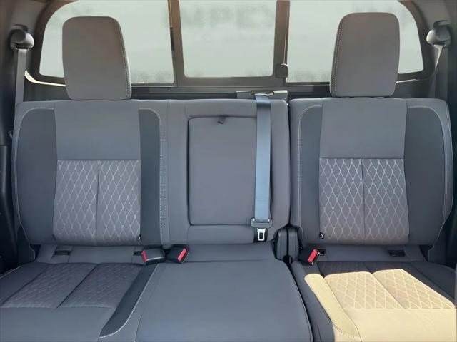 2024 Nissan Titan Crew Cab SV 4x2