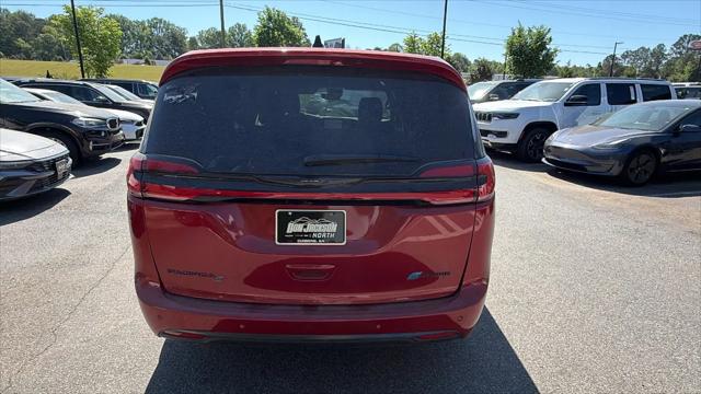 2024 Chrysler Pacifica Hybrid S Appearance Pkg