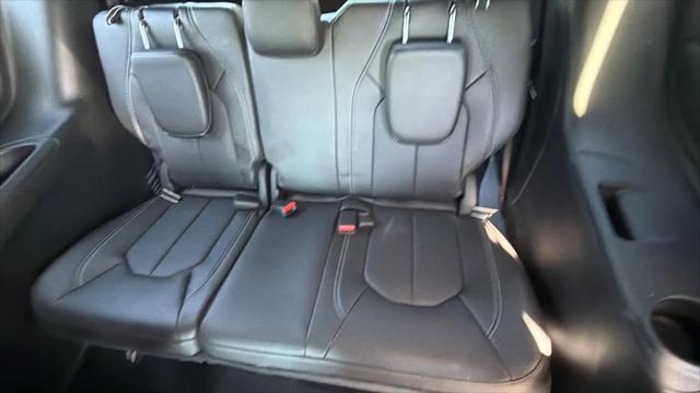 2024 Chrysler Pacifica Hybrid S Appearance Pkg