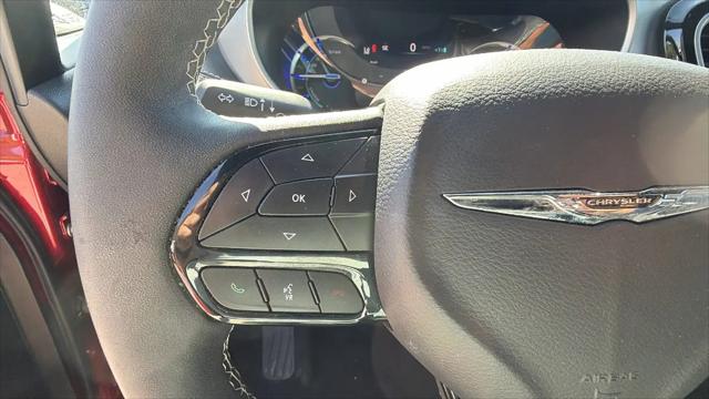 2024 Chrysler Pacifica Hybrid S Appearance Pkg