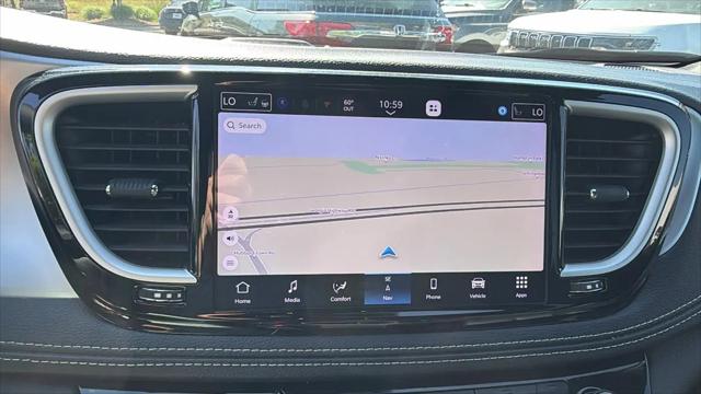 2024 Chrysler Pacifica Hybrid S Appearance Pkg