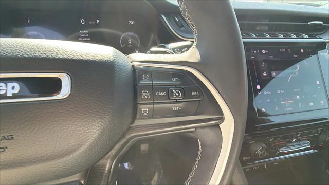 2025 Jeep Grand Cherokee L Laredo 4x2