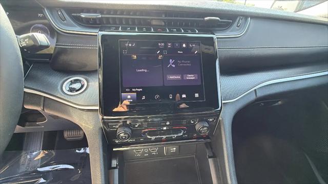 2025 Jeep Grand Cherokee L Laredo 4x2