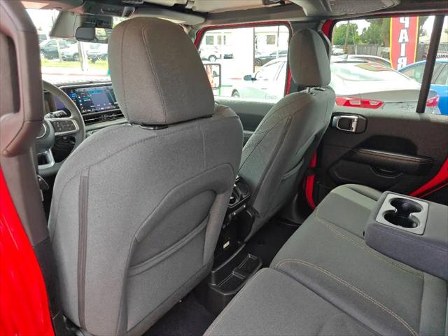 2025 Jeep Wrangler 4xe Sahara 4xe