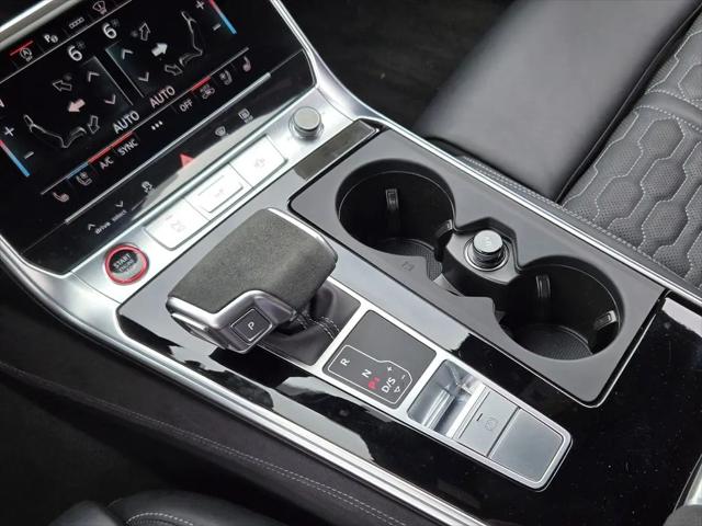 2025 Audi RS 6 Avant Performance quattro tiptronic