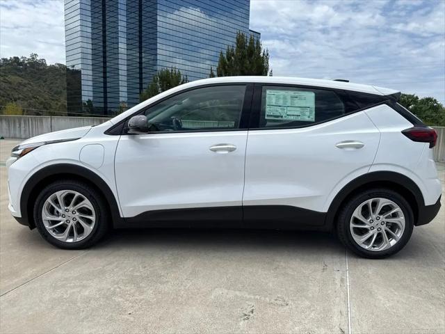2027 Chevrolet Bolt LT FWD