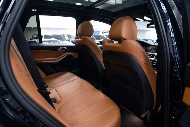 2022 BMW X5 M50i