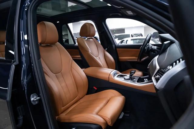 2022 BMW X5 M50i