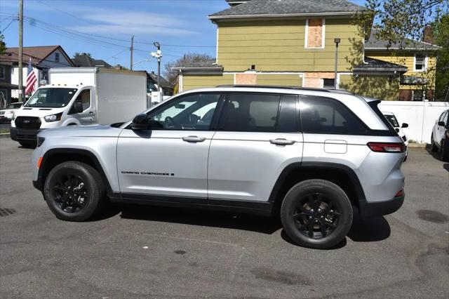 2025 Jeep Grand Cherokee Altitude 4x4