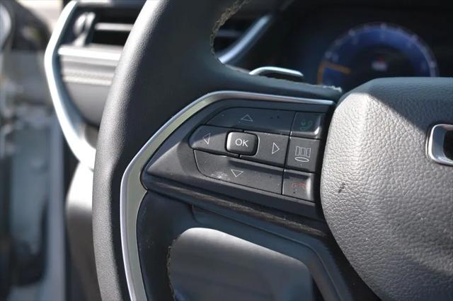 2025 Jeep Grand Cherokee Altitude 4x4
