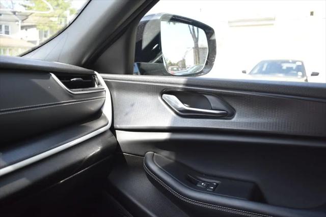2025 Jeep Grand Cherokee Altitude 4x4