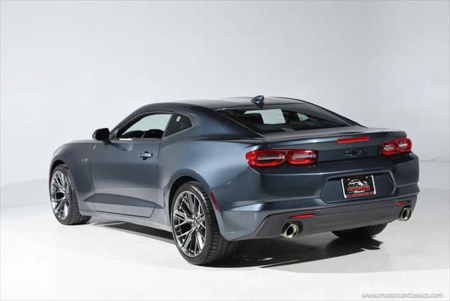 2021 Chevrolet Camaro RWD Coupe LT1