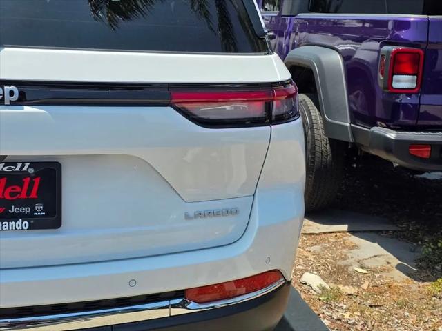 2026 Jeep Grand Cherokee Altitude 4x2