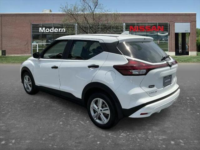 2024 Nissan Kicks S Xtronic CVT