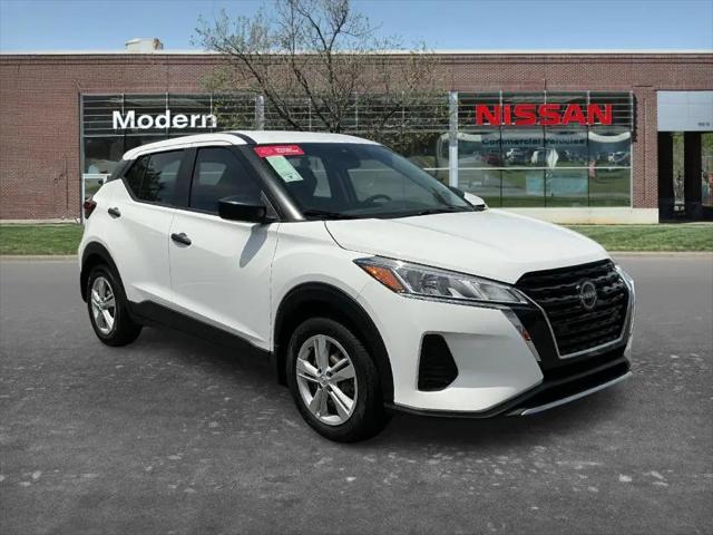 2024 Nissan Kicks S Xtronic CVT