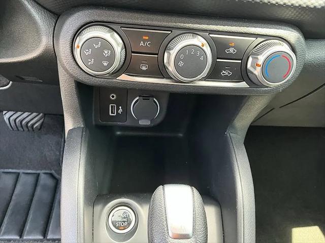 2024 Nissan Kicks S Xtronic CVT