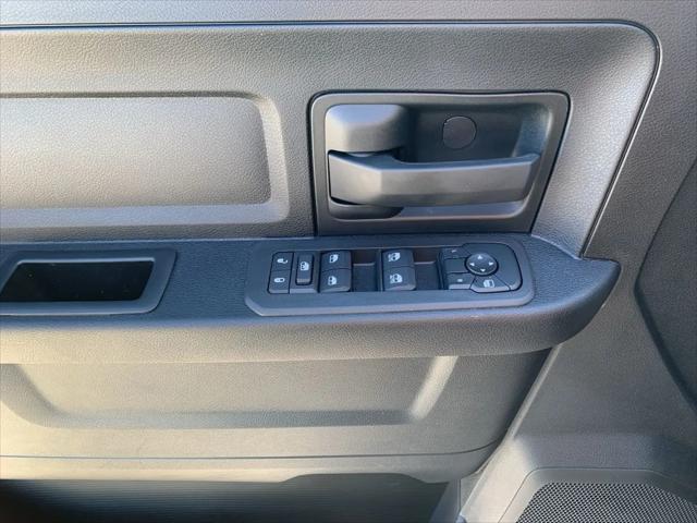 2026 Ram 3500 Tradesman Crew Cab 4x4 8' Box