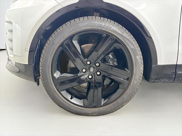 2023 Land Rover Discovery P360 Metropolitan Edition