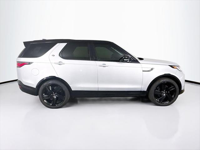 2023 Land Rover Discovery P360 Metropolitan Edition