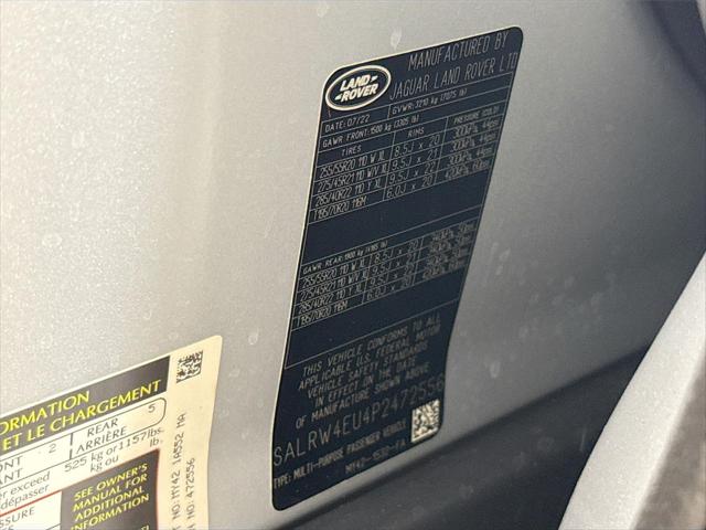 2023 Land Rover Discovery P360 Metropolitan Edition