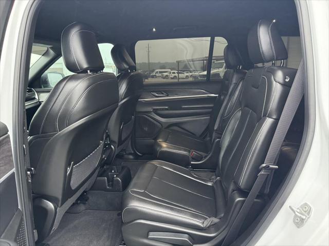 2025 Jeep Grand Cherokee L Limited 4x4