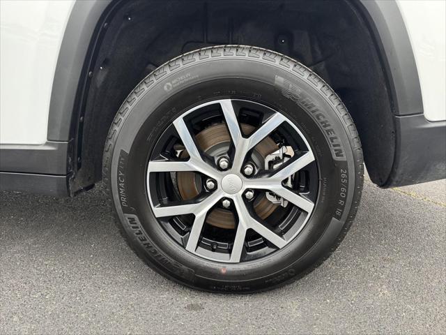 2025 Jeep Grand Cherokee L Limited 4x4
