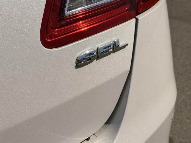2016 Ford Taurus SEL