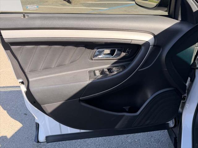 2016 Ford Taurus SEL