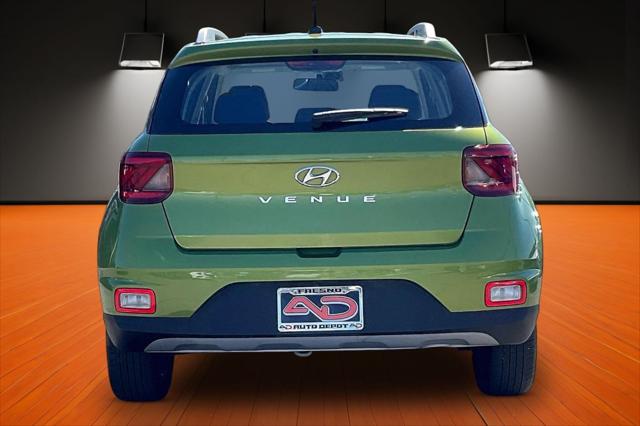 2024 Hyundai Venue SEL