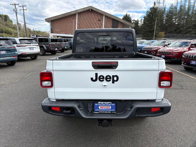 2022 Jeep Gladiator Sport S