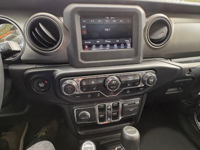 2022 Jeep Gladiator Sport S