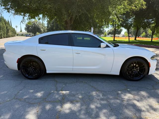 2019 Dodge Charger SXT RWD
