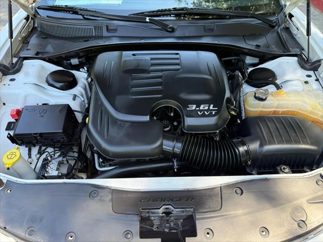 2019 Dodge Charger SXT RWD