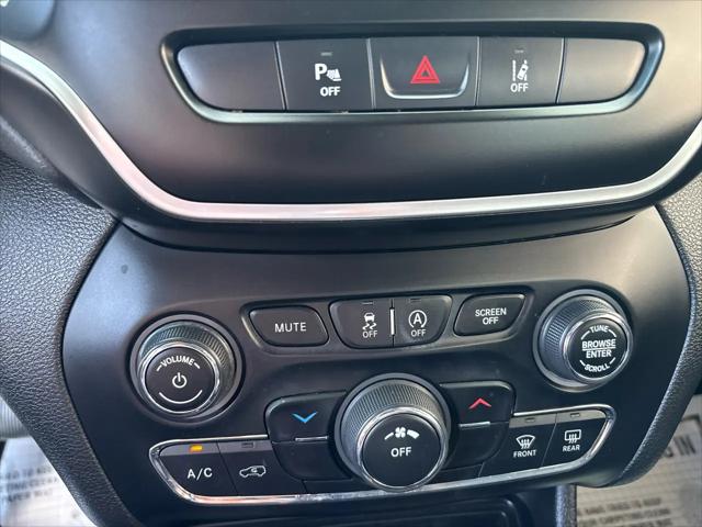 2021 Jeep Cherokee Latitude Lux 4x4